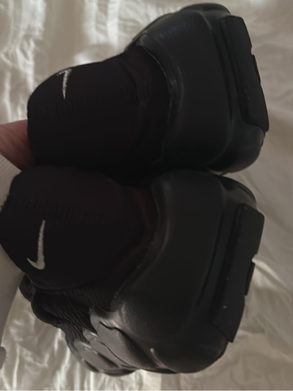 Nike Flyknit Haven Sneakers - Picture 3 of 6